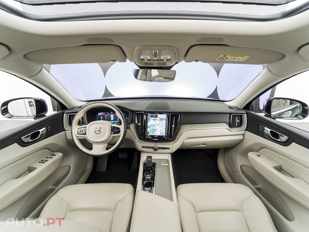 Volvo XC60 2.0 T6 PHEV Core AWD