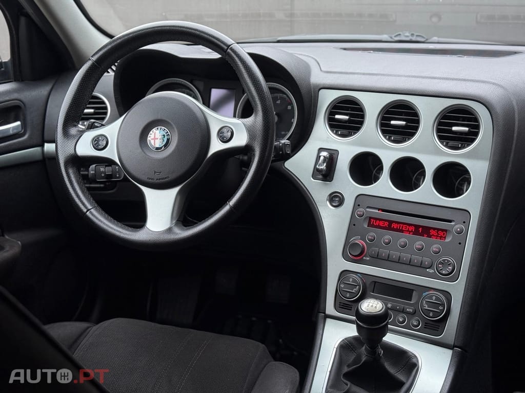 Alfa Romeo 159 2.0 JTDm Distinctive