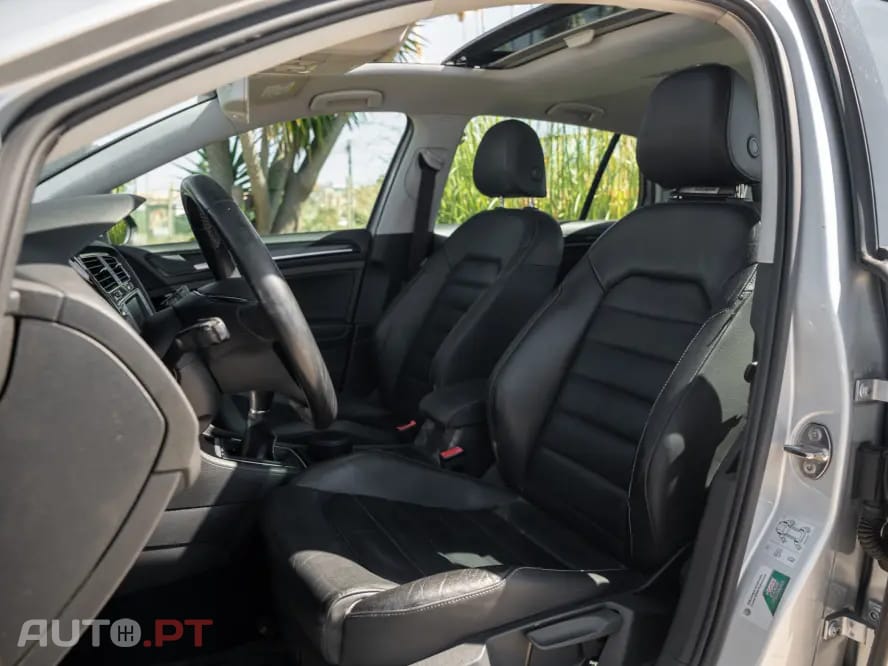 Volkswagen Golf 1.6 TDi Highline