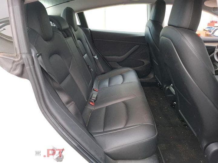 Tesla Model 3 Standard Range Plus RWD