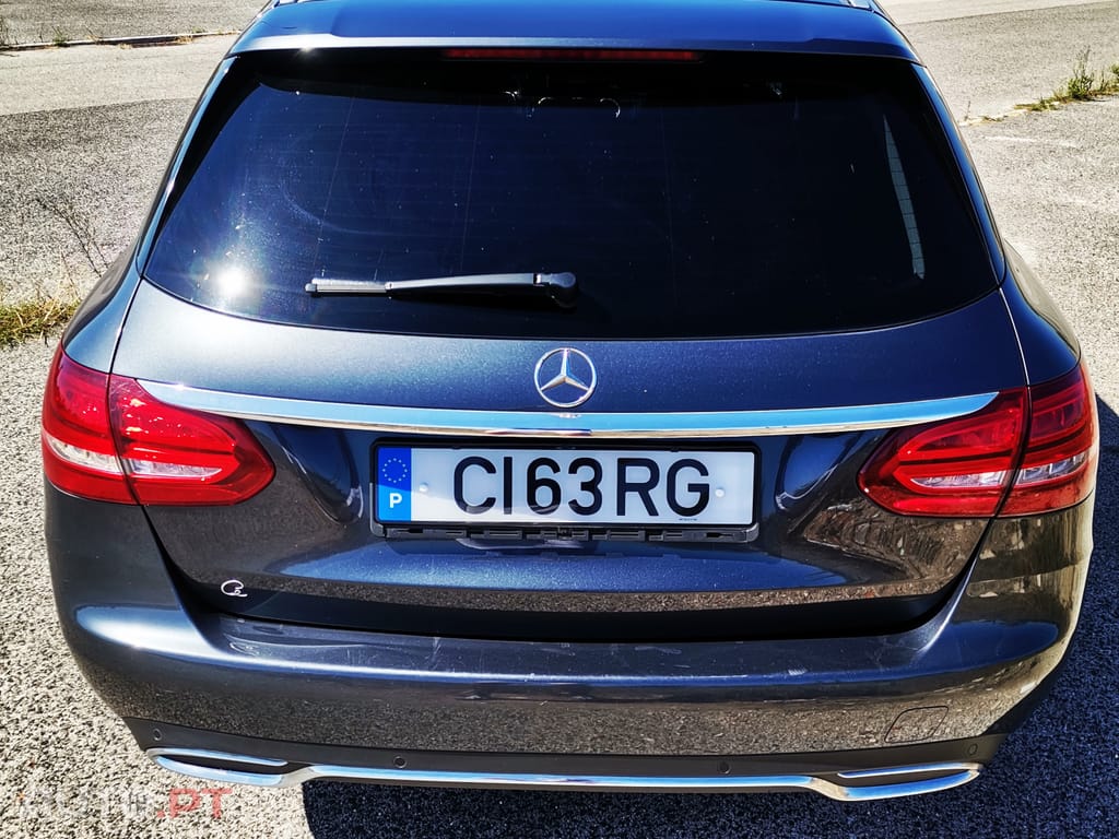 Mercedes-Benz 200 BlueTec — fotografia 4