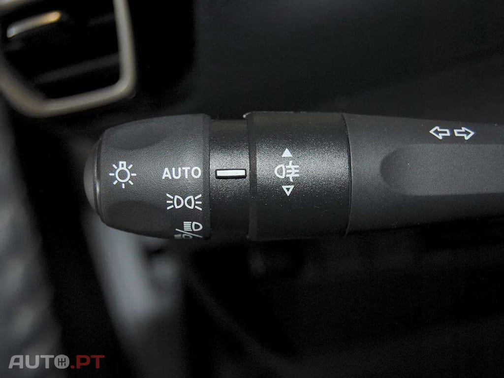 Citroen C4 1.2 Hybrid Plus e-DSC6