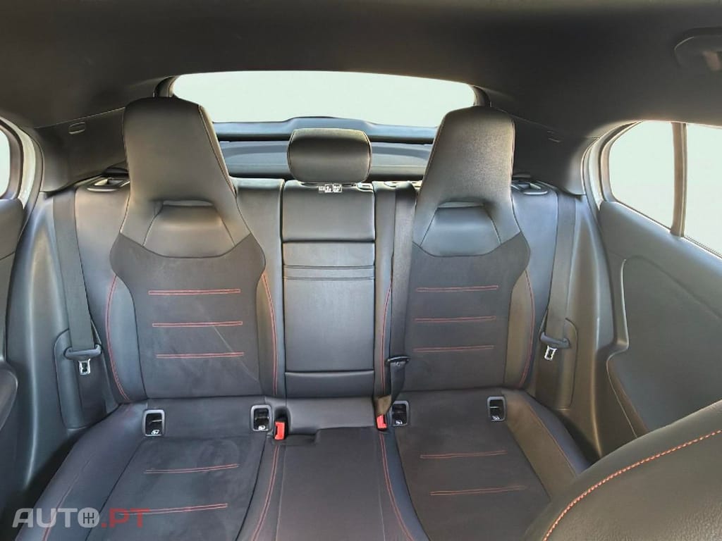 Mercedes-Benz A 200 7G-DCT AMG Line