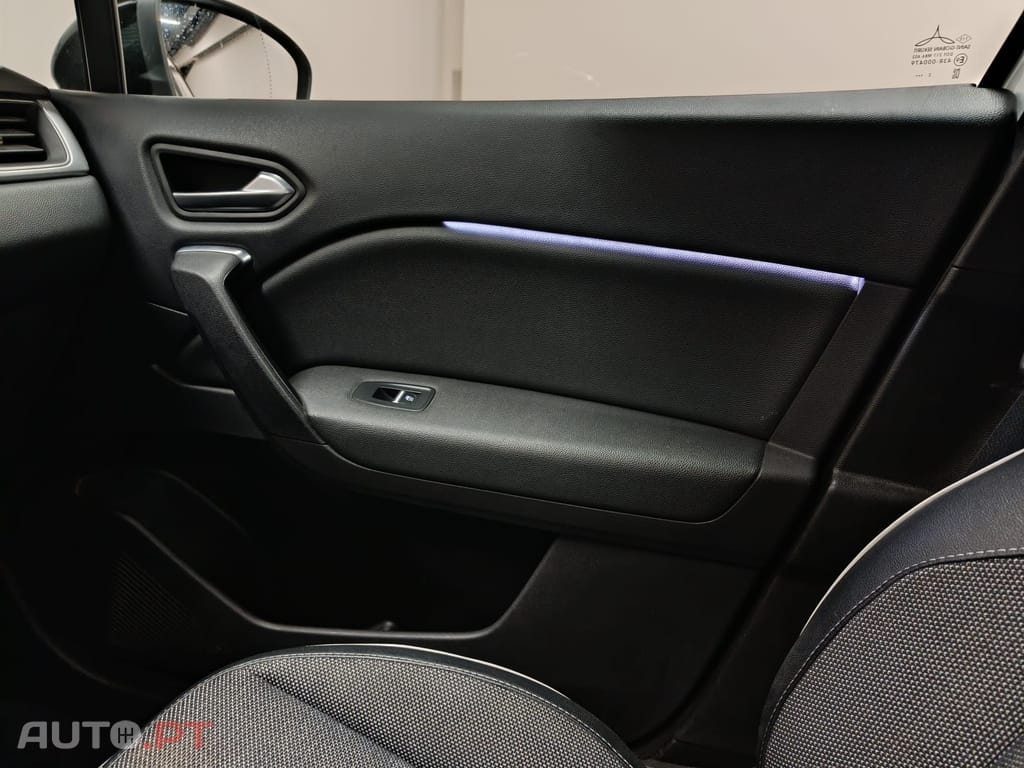Renault Captur 1.0 TCe Intense
