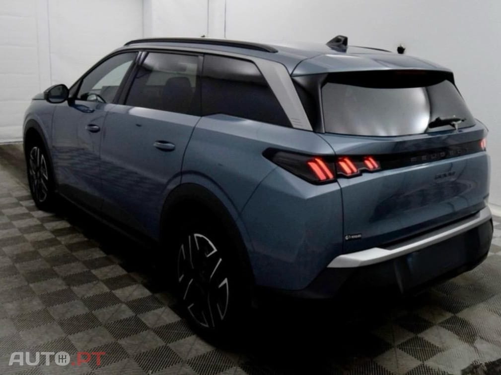 Peugeot 5008 1.2 Hybrid Allure Pack e-DCS6