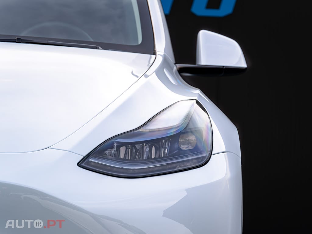 Tesla Model Y Tração Traseira