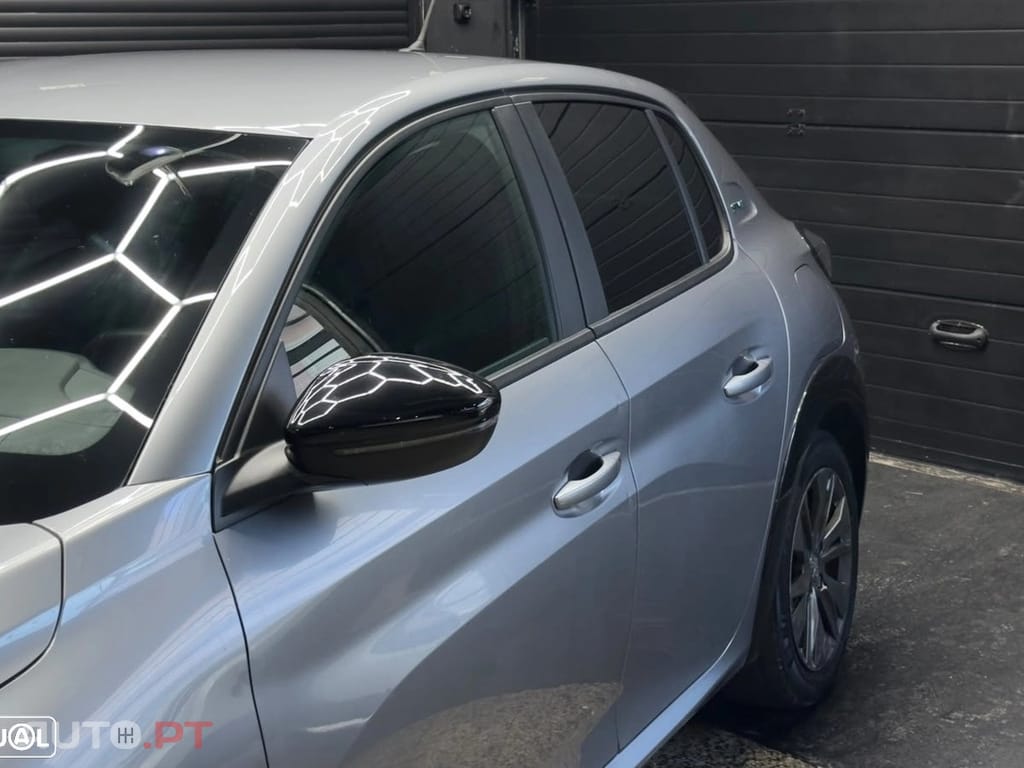Peugeot E-208 E-Style