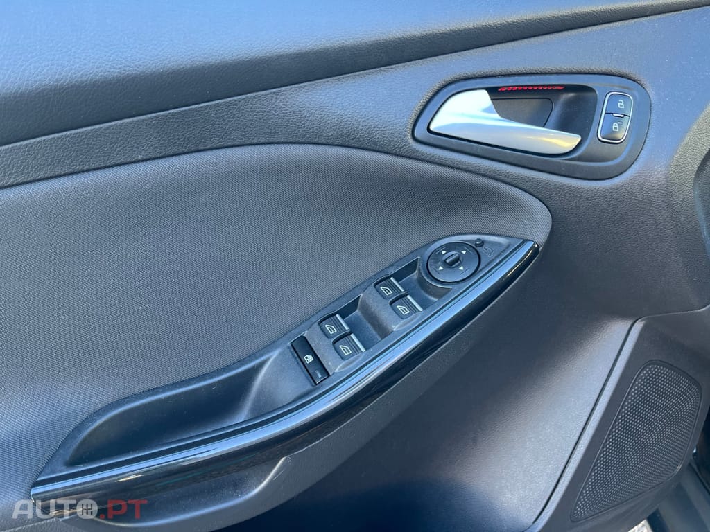 Ford Focus 1.0 SCTi Titanium