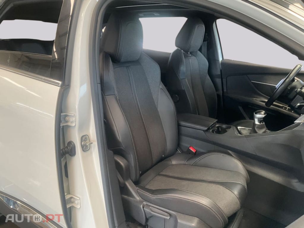 Peugeot 3008 1.2 PureTech GT