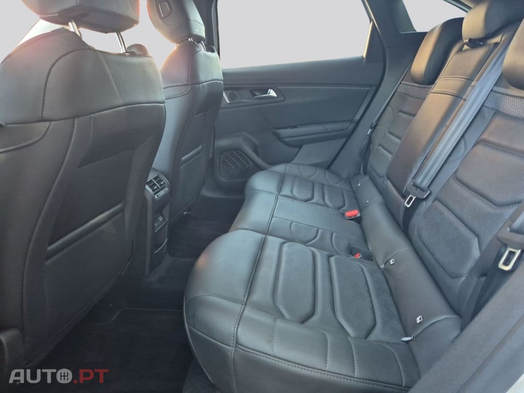 Citroen C5 X 1.6 Plug-In Shine Pack Hybrid I.V.A DEDUTIVEL 