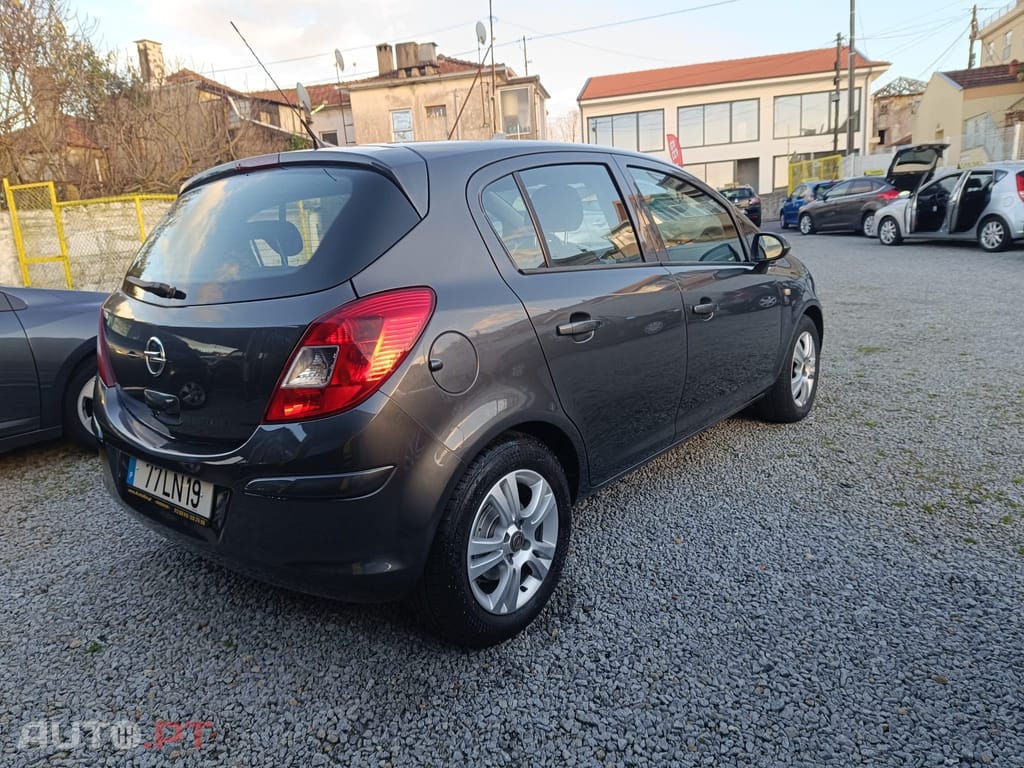 Opel Corsa 1.2 Enjoy
