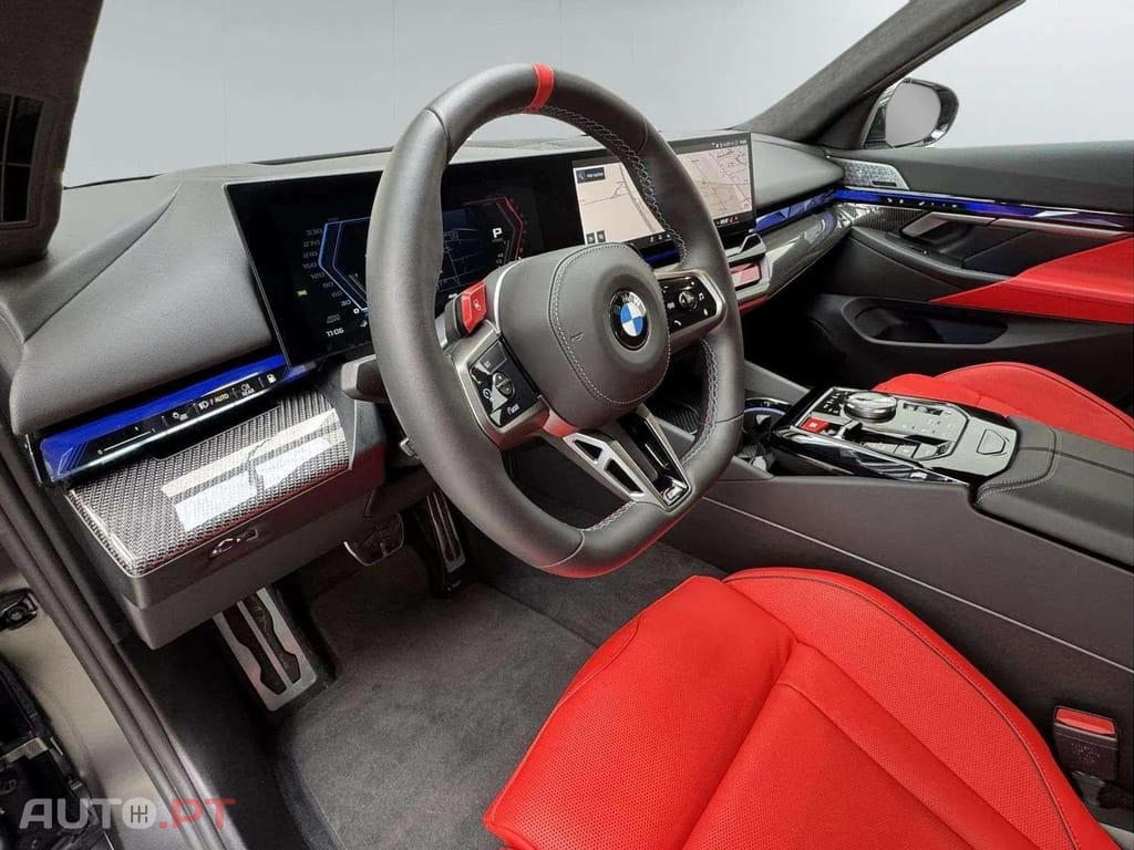 BMW M5 Drivers B&W I.V.A DEDUTÍVEL 