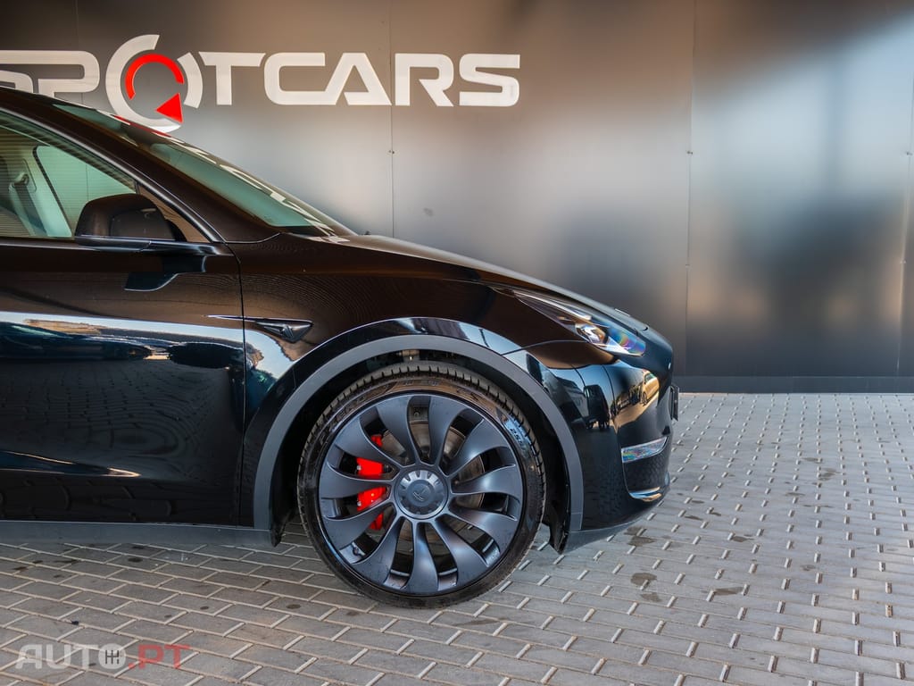 Tesla Model Y Performance Tração Integral