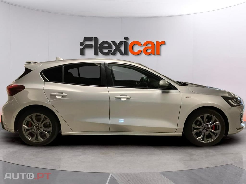 Ford Focus 1.0 EcoBoost MHEV ST-Line