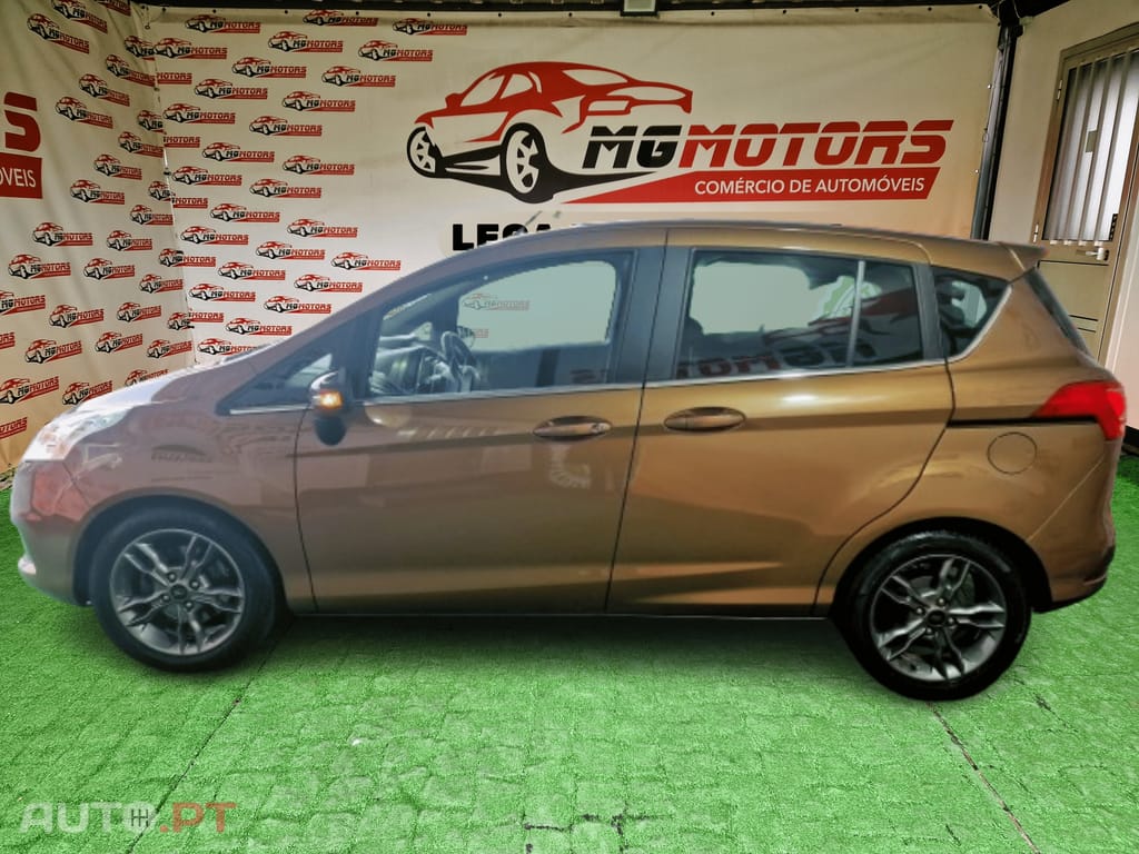 Ford B-Max 1.0 Ecoboost Titanium