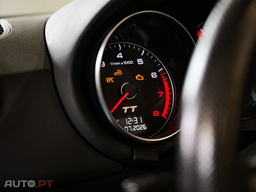 Audi TT 1.8 TFSi S-line S tronic