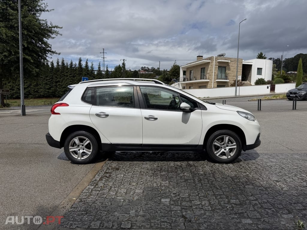 Peugeot 2008 PureTech 100 Active