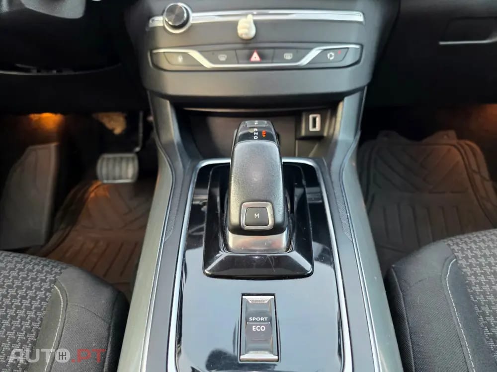 Peugeot 308 1.5 BlueHDi Style EAT8