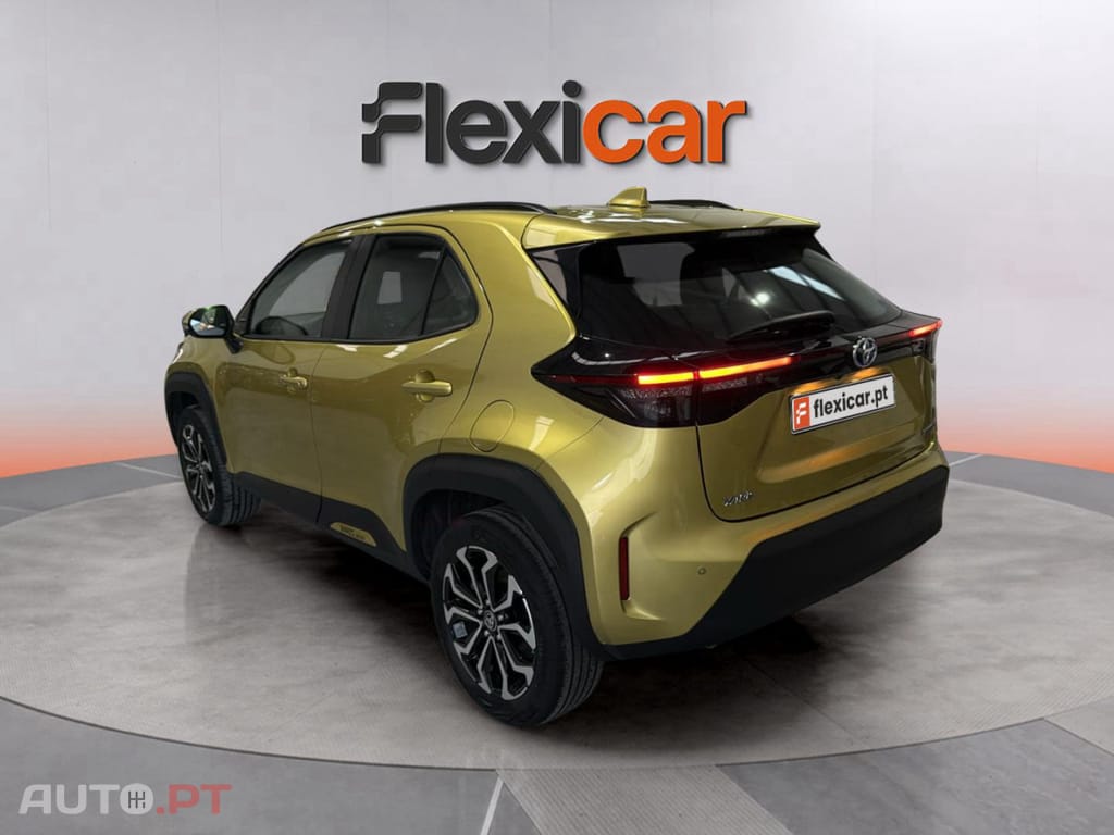 Toyota Yaris Cross 1.5 HDF Square Collection