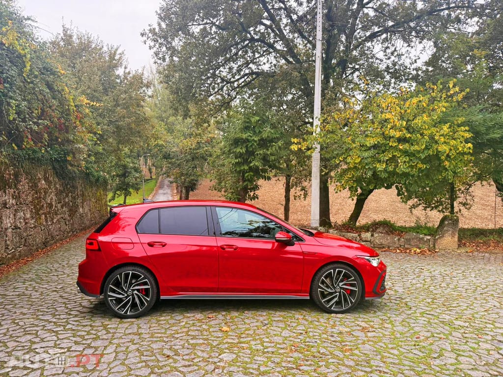 Volkswagen Golf 2.0 TSI GTI DSG