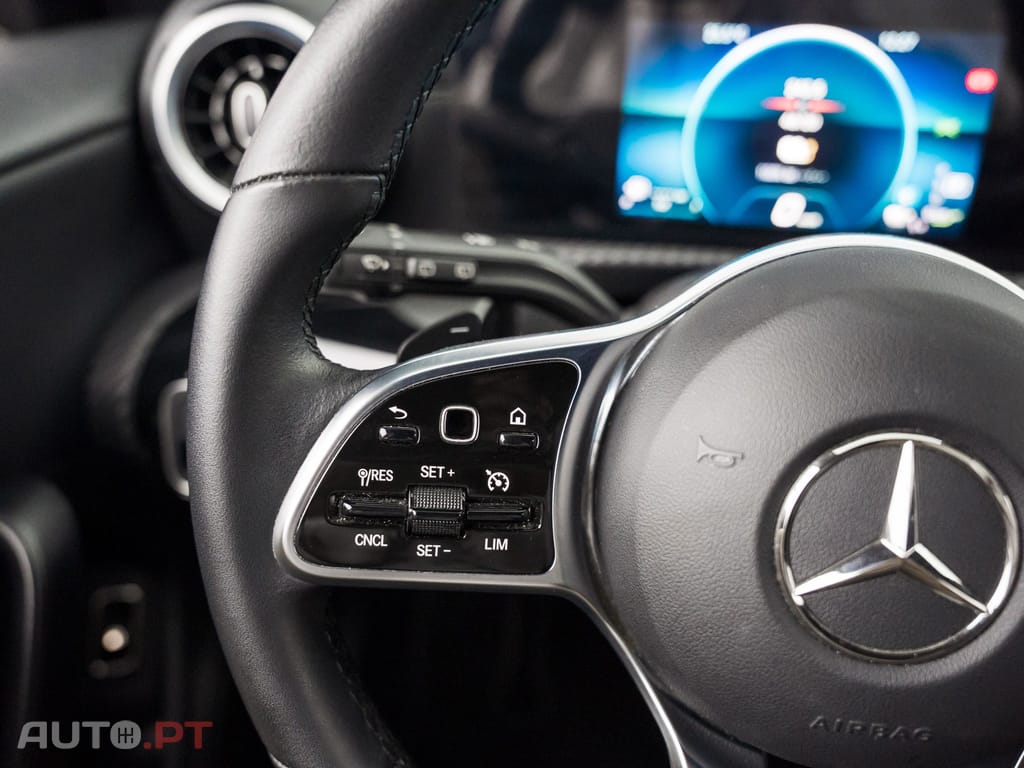 Mercedes-Benz CLA 250 e Shooting Brake Style Plus