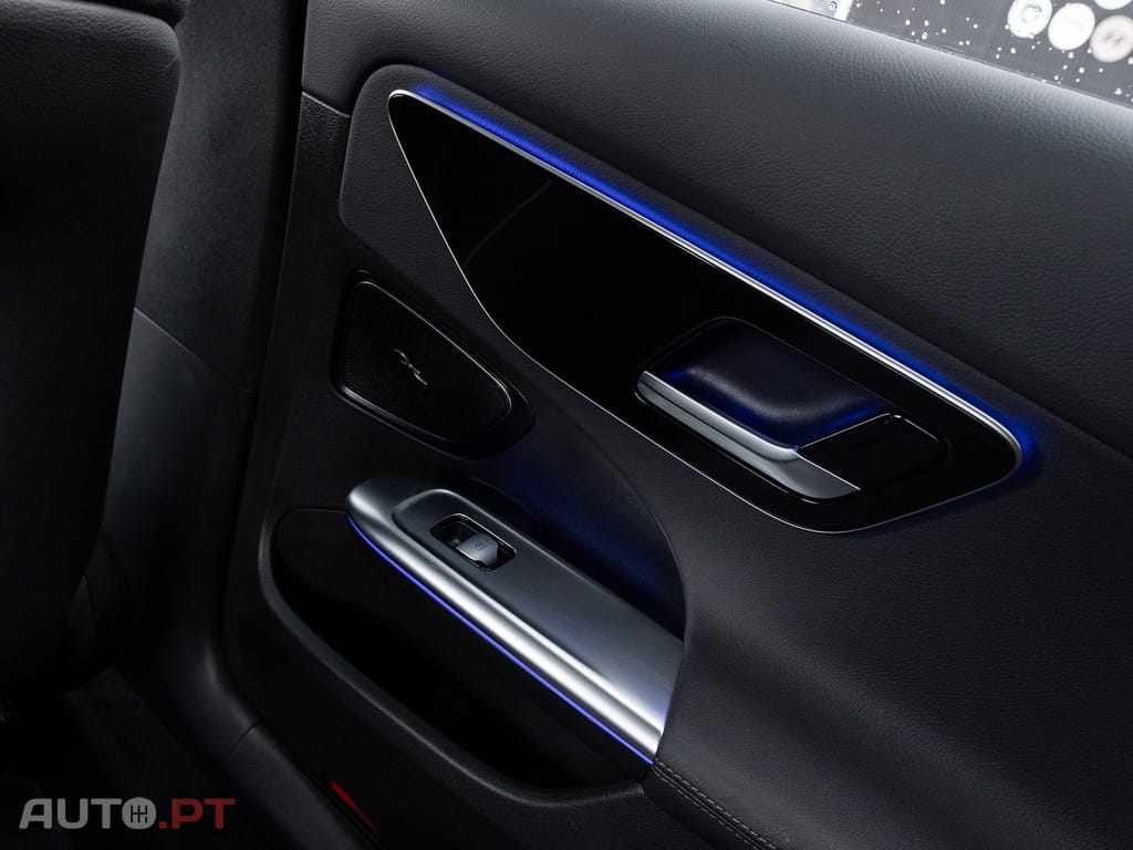 Mercedes-Benz C 300 e T 9G-TRONIC Avantgarde