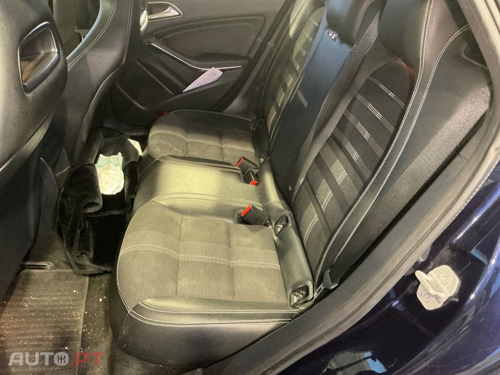 Mercedes-Benz CLA 180 d Shooting Brake Urban Aut.