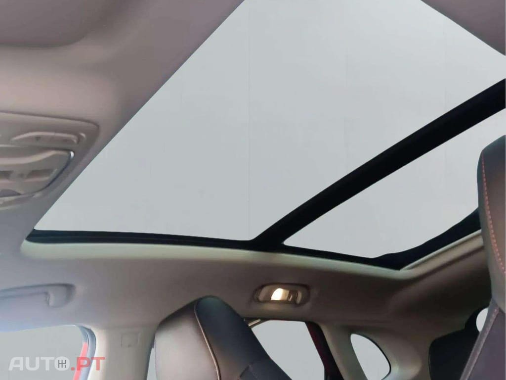 MG EHS LUXURY PHEV