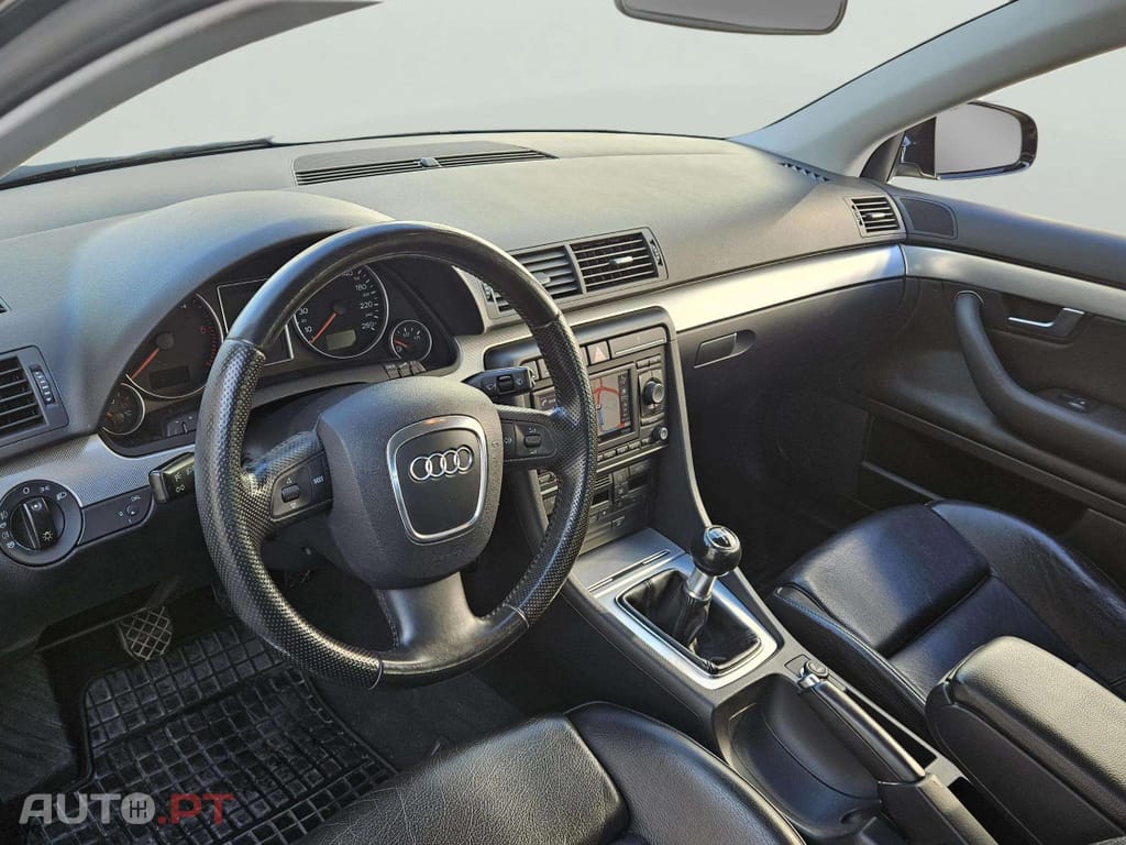 Audi A4 2.0 TDi quattro S Edition