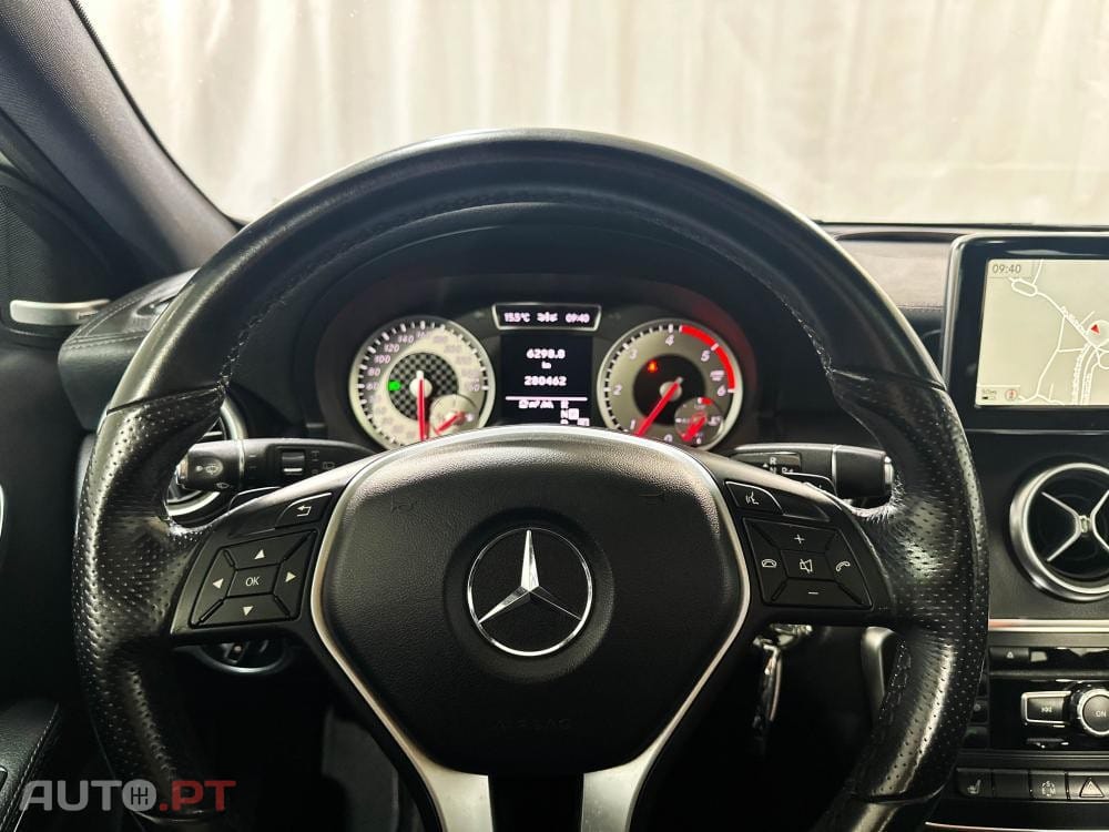 Mercedes-Benz A 180 d 7G-DCT AMG Line
