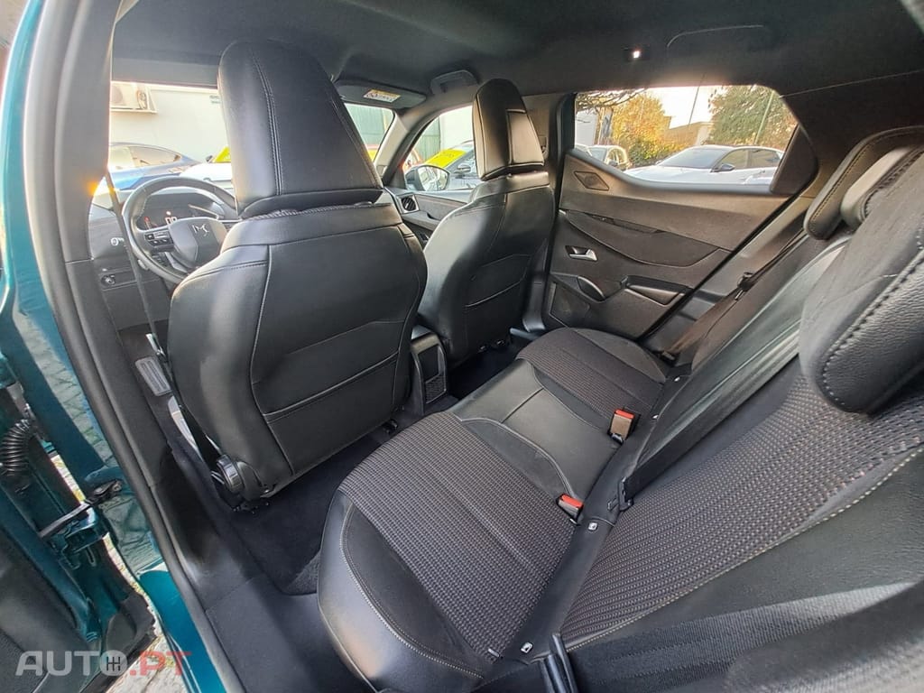 DS DS3 Crossback PureTech 100 PERFORMANCE LINE