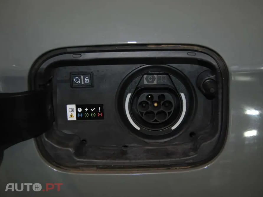 DS DS7 E-Tense Performance Line
