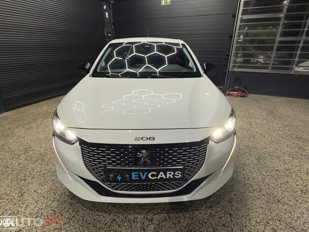 Peugeot E-208 Active Pack