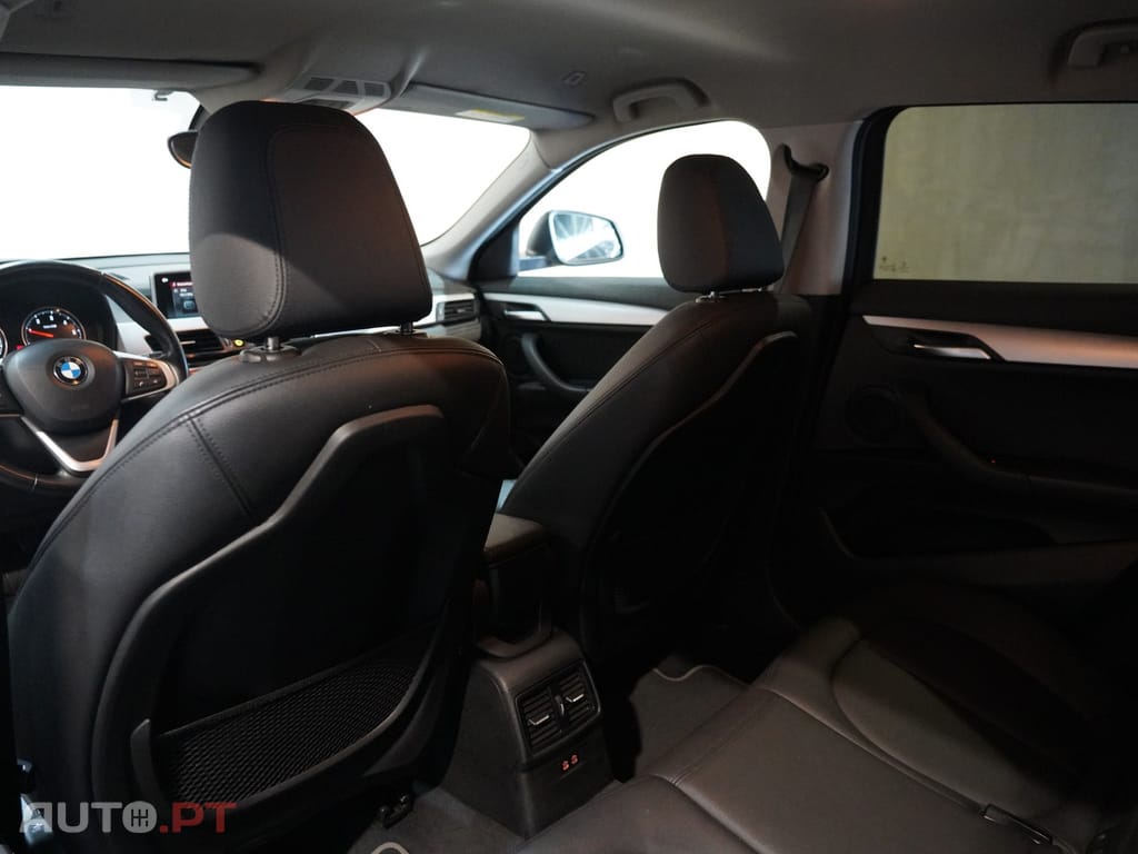 BMW X2 16 d sDrive Auto