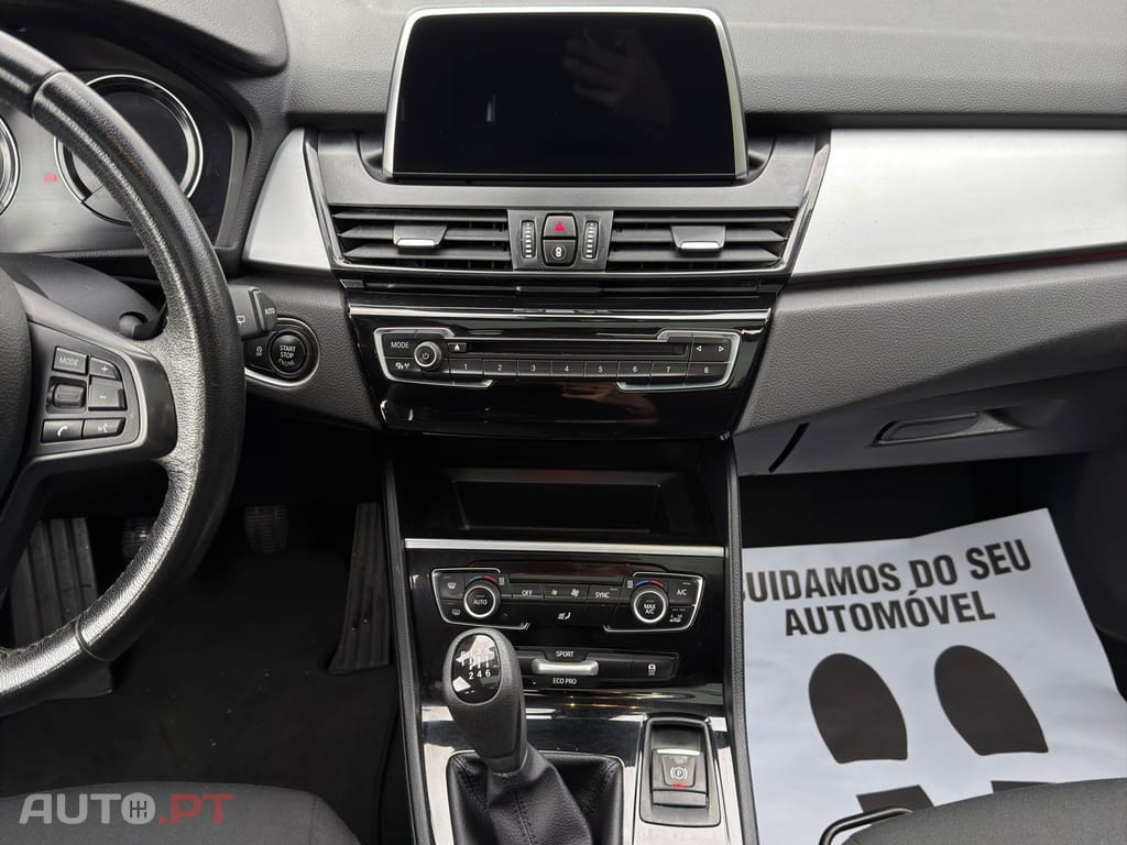 BMW 216 d Line Sport