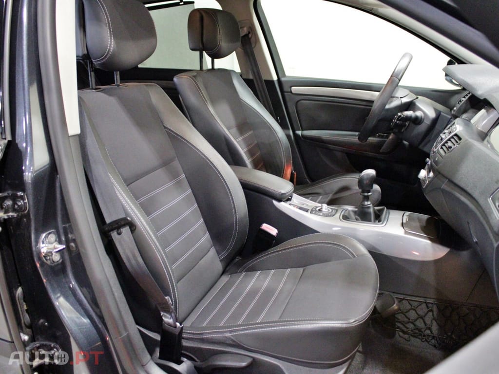 Renault Laguna Break 2.0 DCi Dynamique S 4control