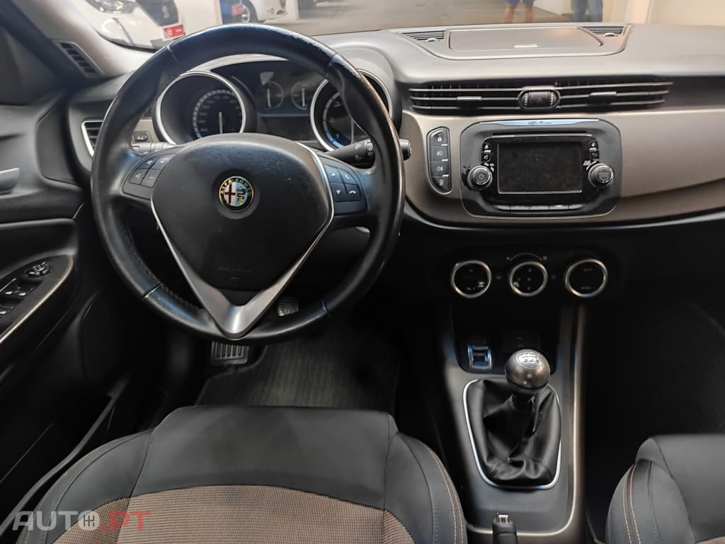 Alfa Romeo Giulietta 1.6 JTDm Exclusive