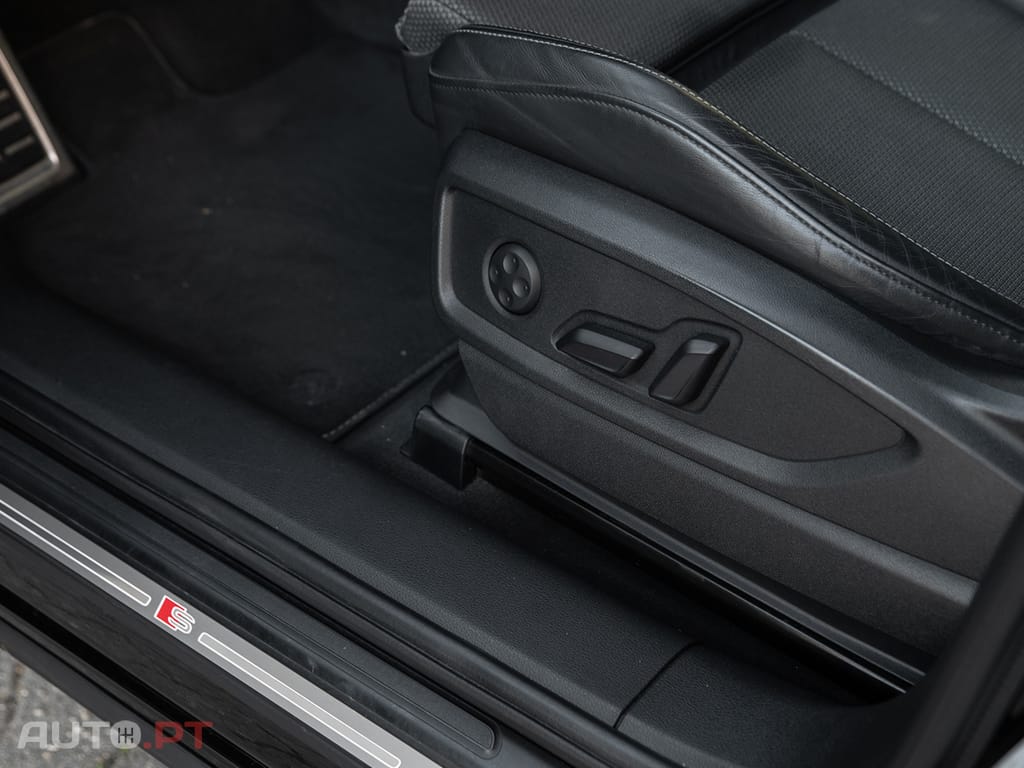 Audi Q5 2.0 TDI Quattro S-line S-tronic