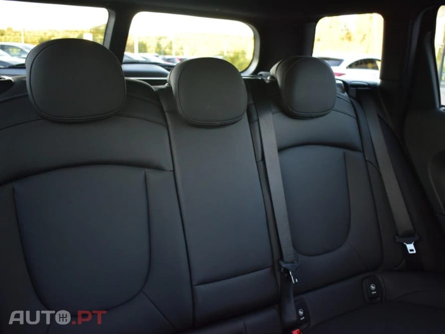 MINI Clubman Cooper D Premium Final Edition Auto