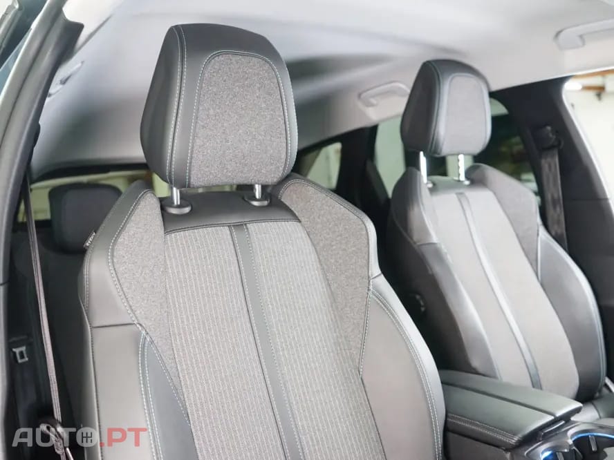 Peugeot 3008 1.5 BlueHDi Allure
