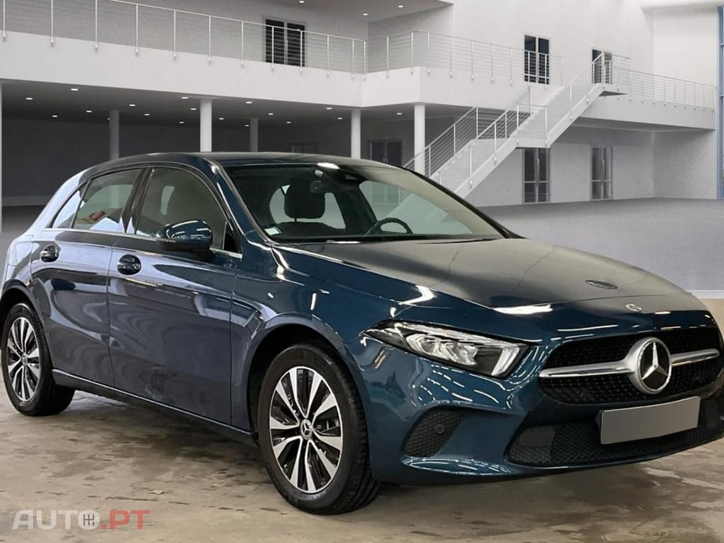 Mercedes-Benz A 250 e Style Plus