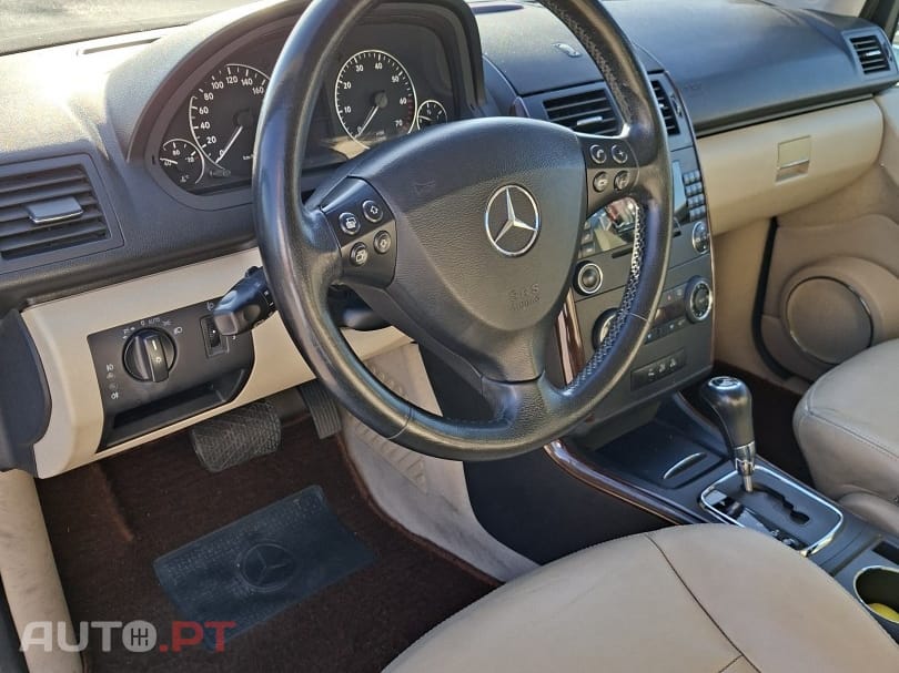 Mercedes-Benz A 150 Elegance Automatic