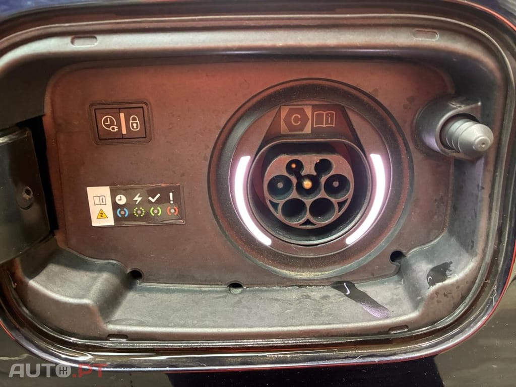 DS DS7 Crossback E-Tense Louvre EAT8