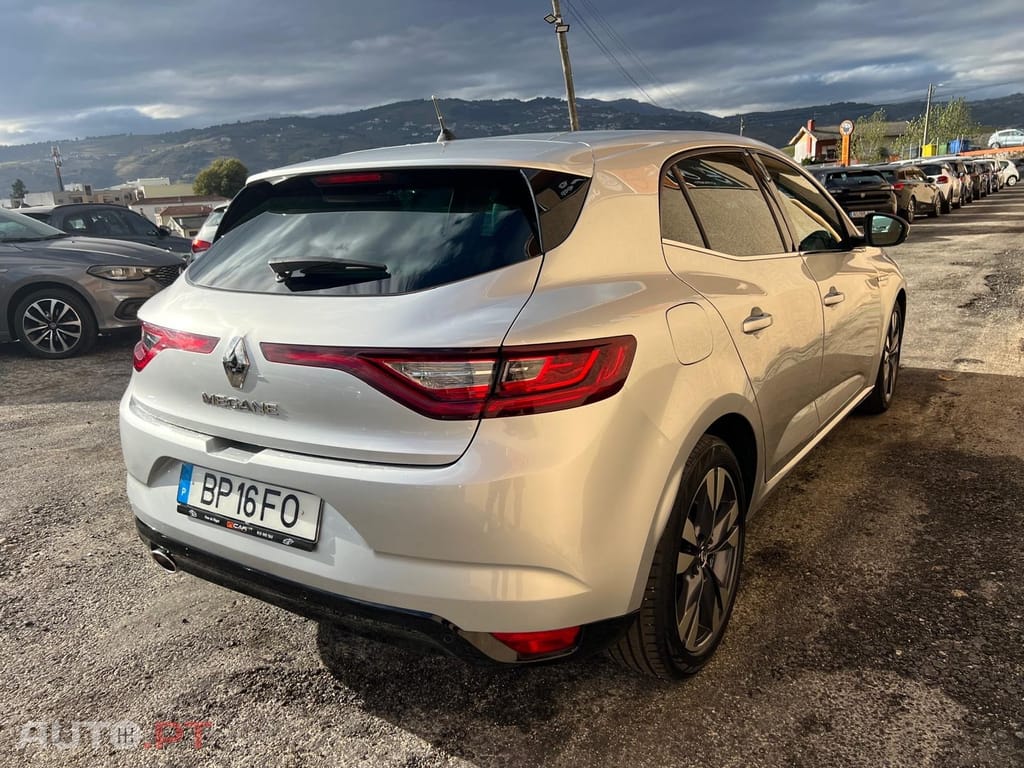 Renault Mégane 1.5 Blue dCi Bose Edition EDC