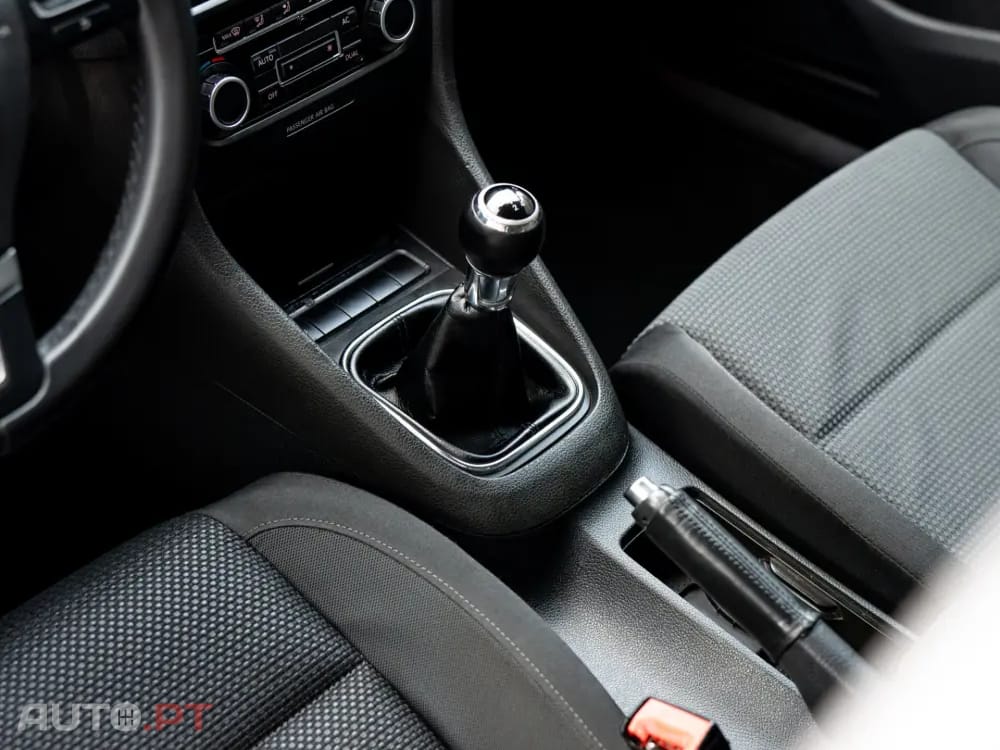 Volkswagen Golf 2.0 TDi Confortline