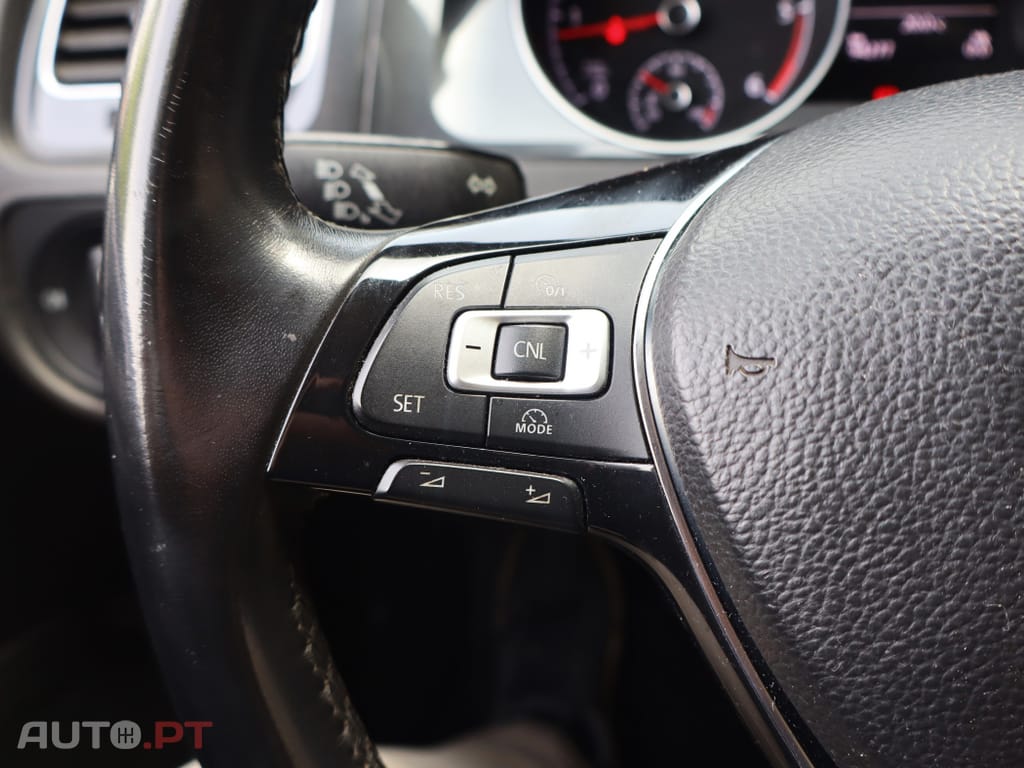 Volkswagen Golf 1.6 TDI Confortline