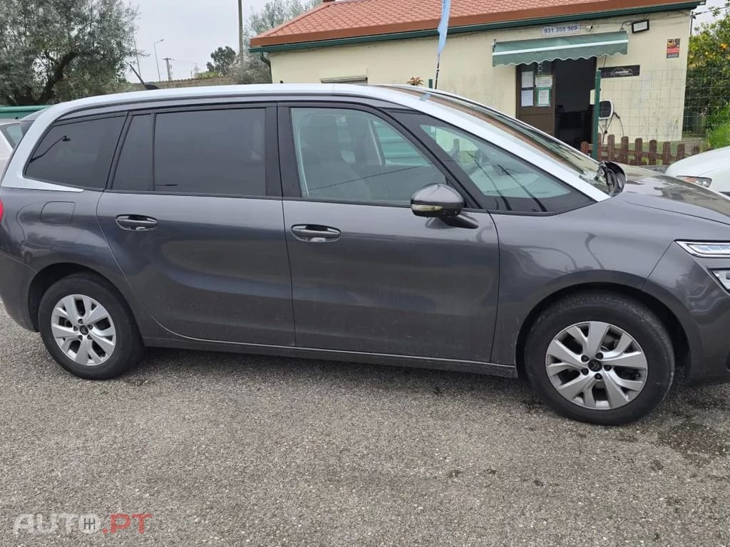 Citroen C4 SpaceTourer 1.5 BlueHDi Shine EAT8