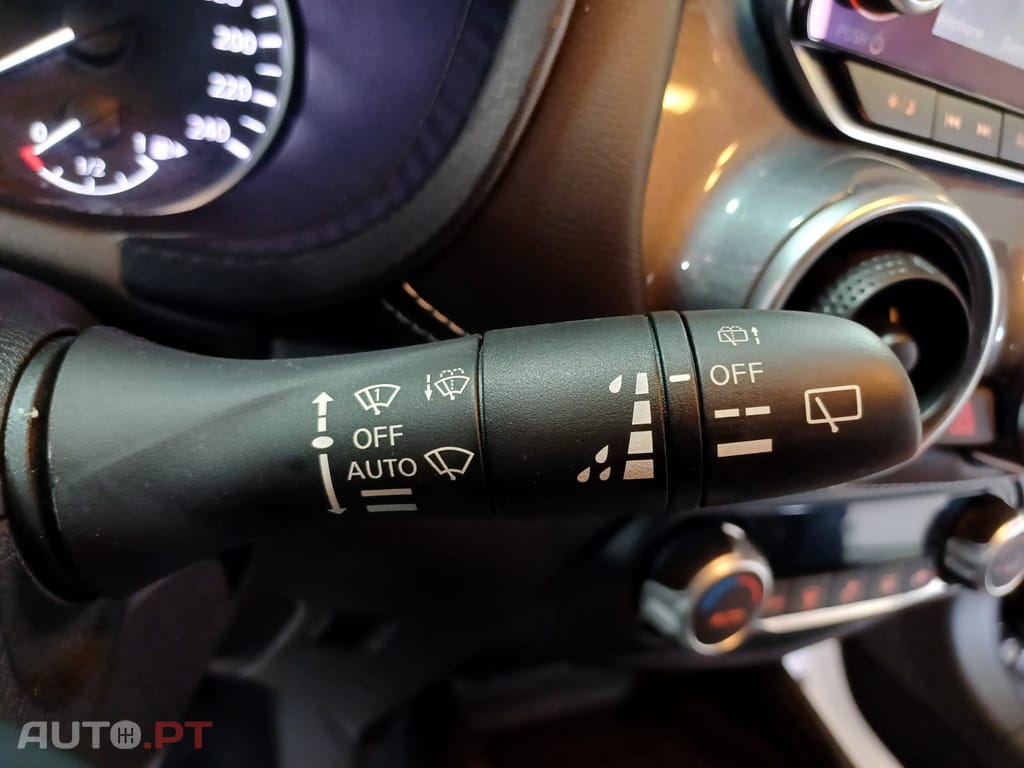 Nissan Juke 1.6 Hybrid N-Connecta