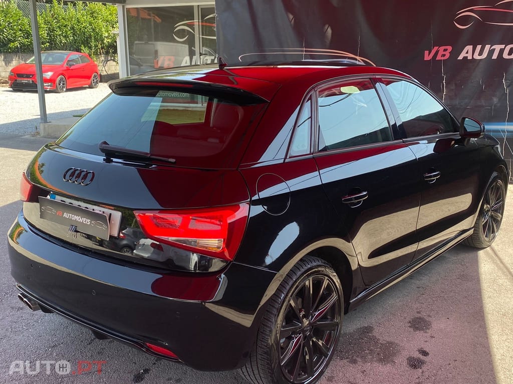 Audi A1 1.6 TDi S-line
