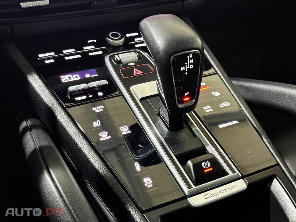 Porsche Cayenne E-Hybrid Platinum Edition